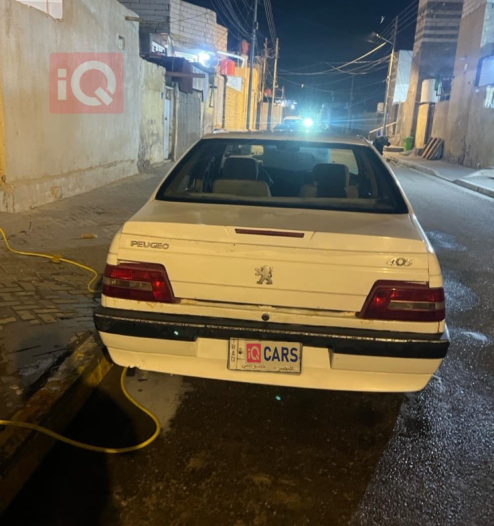 بيجو 405
